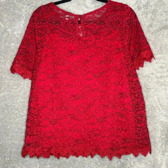 Lynn Ryan 1X Shirt‎ Top Red Floral Lace Short Sleeve Round Neck Button Back - Picture 4 of 8